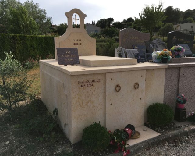 monument funèraire aix en provence