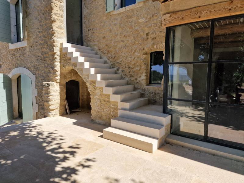 Dallage en pierre du périgord