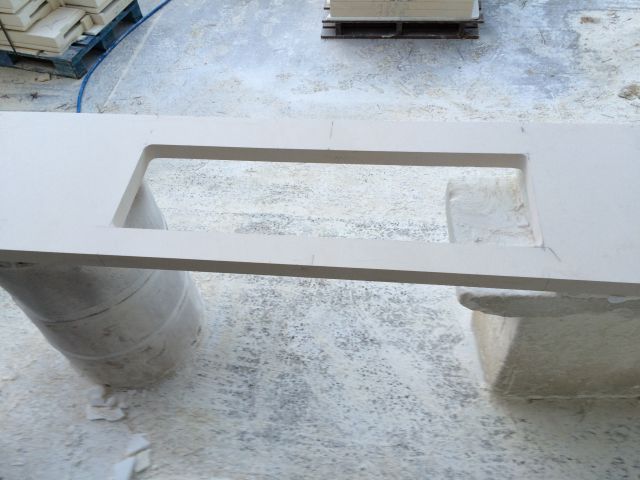 Plan de salle de bain en pierre naturelle à Pertuis